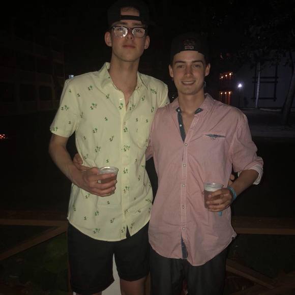 Meet your Posher, Kyle - Picture 1 of 1